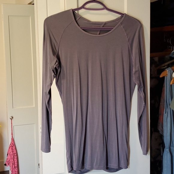 Lululemon top - Picture 1 of 2